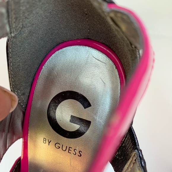 Guess Open Toe Platform Heel Pump - Picture 5 of 8